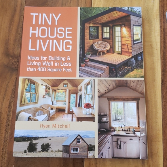 Tiny House Books - Picture 2 of 8